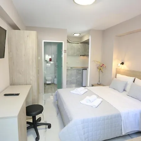 Summer - Premium Apartment